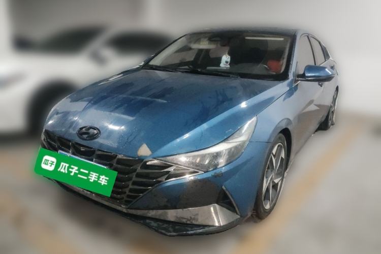 Used Hyundai Elantra 2021 1.5L CVT LUX Prestige Edition Front Left 45 Deg