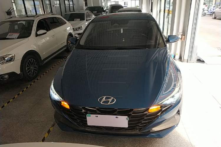 Used Hyundai Elantra 2021 1.5L CVT LUX Prestige Edition Front