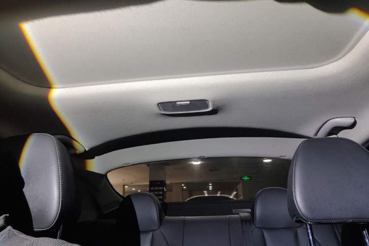 Used Hyundai Elantra 2021 1.5L CVT LUX Prestige Edition Headliner