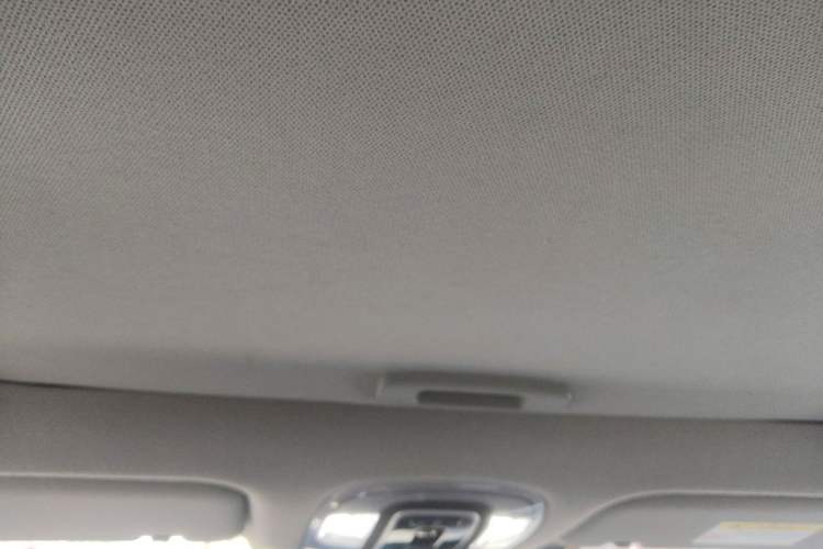Used Hyundai Elantra 2021 1.5L CVT LUX Prestige Edition Headliner