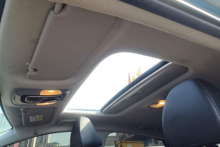 Used Hyundai Elantra 2021 1.5L CVT LUX Prestige Edition Headliner