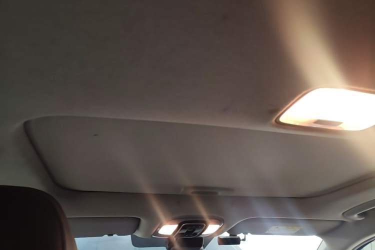 Used Hyundai Elantra 2021 1.5L CVT LUX Prestige Edition Headliner