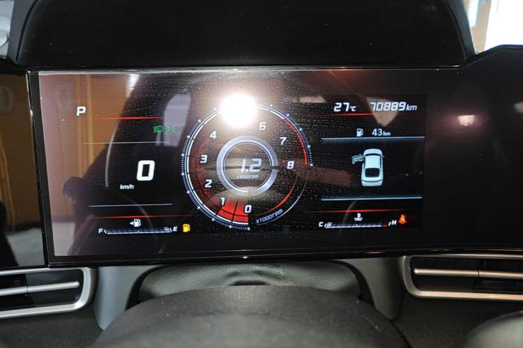 Used Hyundai Elantra 2021 1.5L CVT LUX Prestige Edition Instrument Cluster
