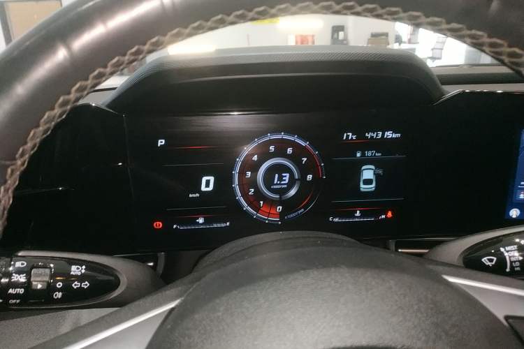 Used Hyundai Elantra 2021 1.5L CVT LUX Prestige Edition Instrument Cluster