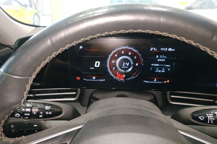 Used Hyundai Elantra 2021 1.5L CVT LUX Prestige Edition Instrument Cluster