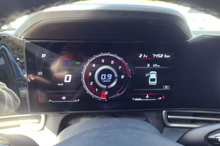 Used Hyundai Elantra 2021 1.5L CVT LUX Prestige Edition Instrument Cluster