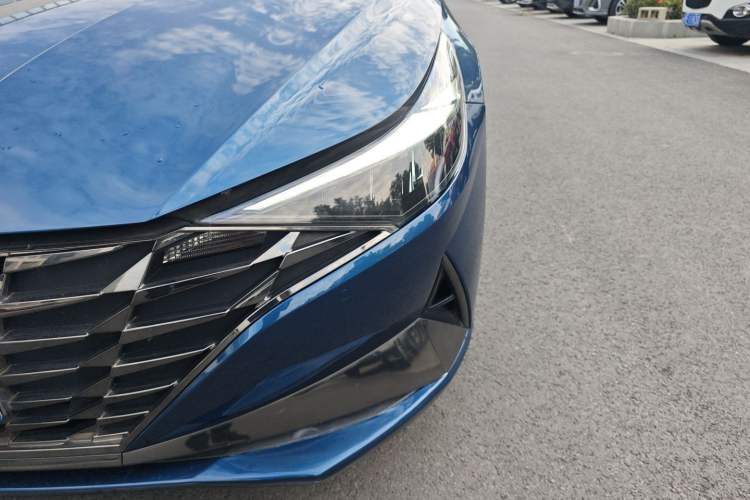 Used Hyundai Elantra 2021 1.5L CVT GLX Elite Edition Left Front Headlight