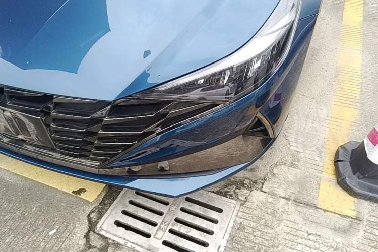 Used Hyundai Elantra 2021 1.5L CVT GLX Elite Edition Left Front Headlight
