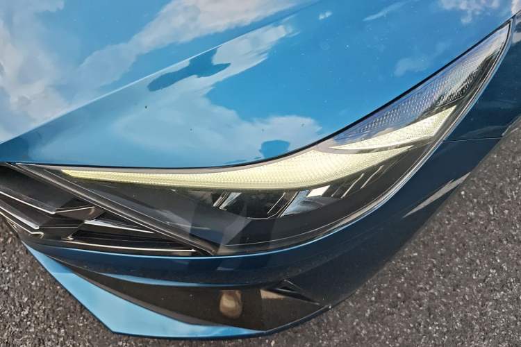 Used Hyundai Elantra 2021 1.5L CVT LUX Prestige Edition Left Front Headlight
