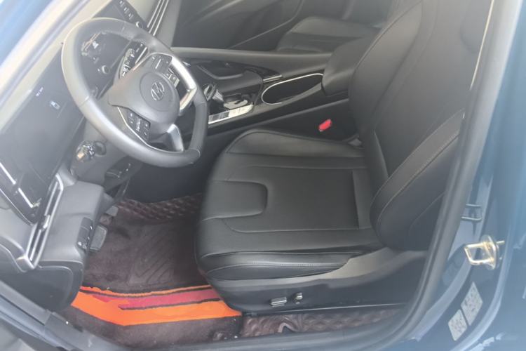 Used Hyundai Elantra 2021 1.5L CVT GLX Elite Edition Left Front Seat