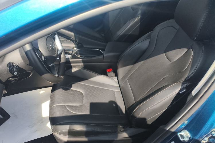 Used Hyundai Elantra 2021 1.5L CVT LUX Prestige Edition Left Front Seat