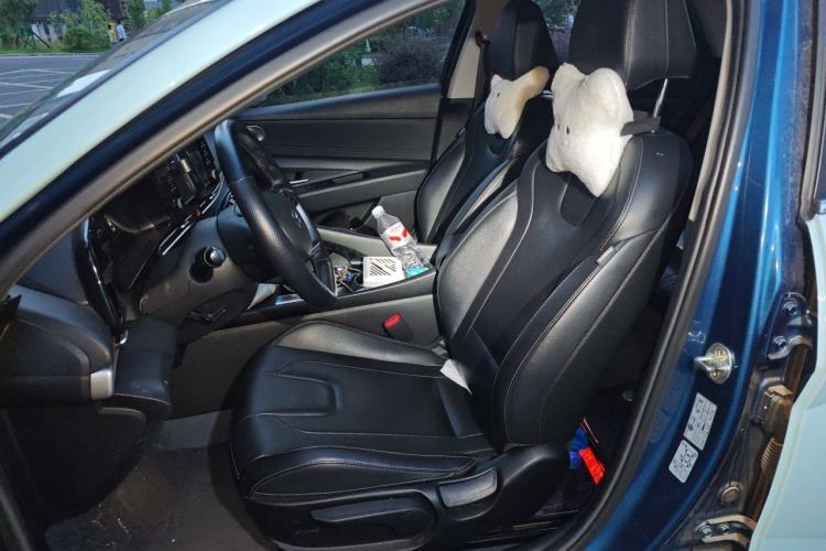 Used Hyundai Elantra 2021 1.5L CVT GLX Elite Edition Left Front Seat