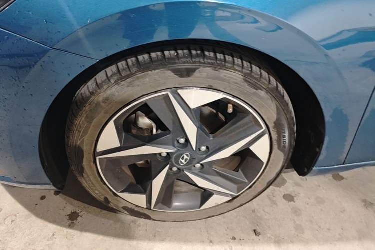 Used Hyundai Elantra 2021 1.5L CVT GLX Elite Edition Left Front Wheel Hub