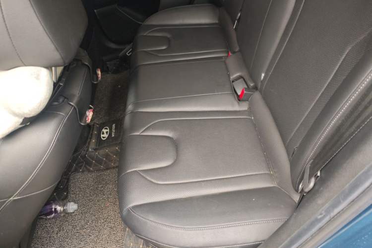 Used Hyundai Elantra 2021 1.5L CVT GLX Elite Edition Left Rear Seat