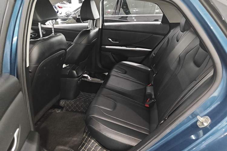 Used Hyundai Elantra 2021 1.5L CVT GLX Elite Edition Left Rear Seat