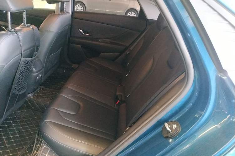 Used Hyundai Elantra 2021 1.5L CVT LUX Prestige Edition Left Rear Seat