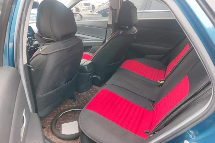 Used Hyundai Elantra 2021 1.5L CVT LUX Prestige Edition Left Rear Seat