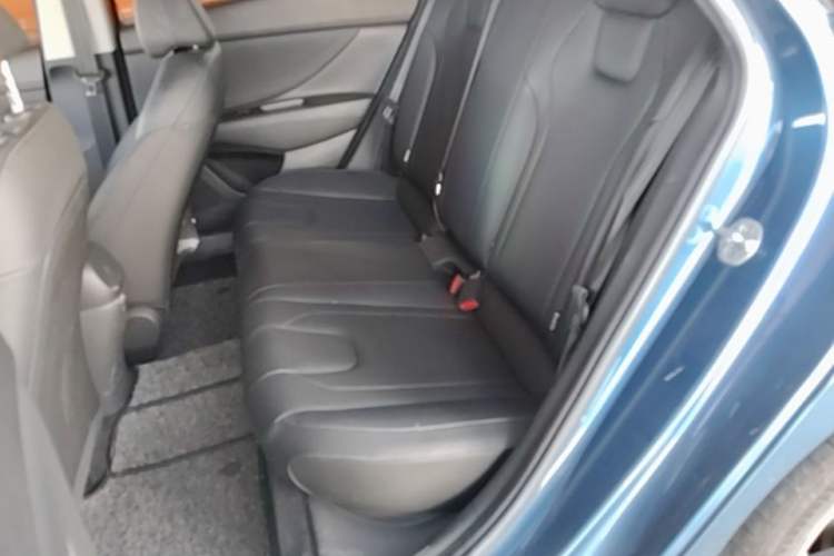 Used Hyundai Elantra 2021 1.5L CVT GLX Elite Edition Left Rear Seat
