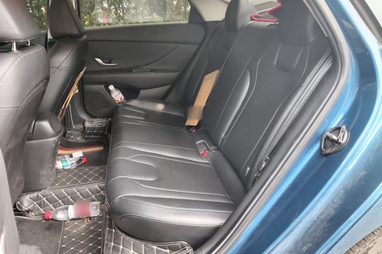 Used Hyundai Elantra 2021 1.5L CVT LUX Prestige Edition Left Rear Seat