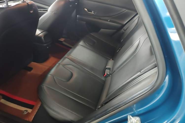 Used Hyundai Elantra 2021 1.5L CVT LUX Prestige Edition Left Rear Seat