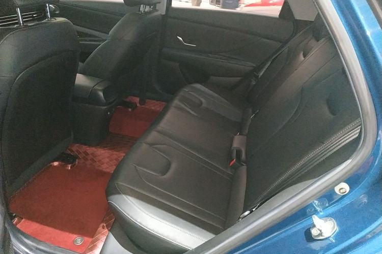 Used Hyundai Elantra 2021 1.5L CVT LUX Prestige Edition Left Rear Seat