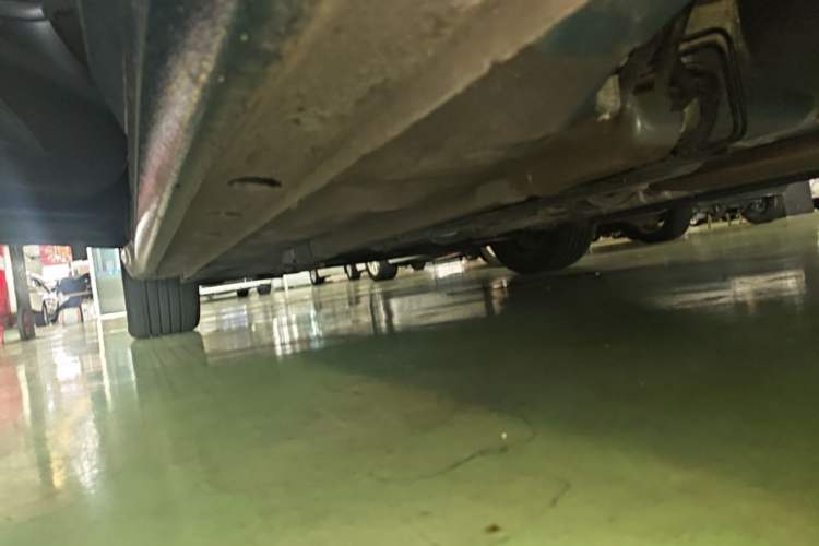 Used Hyundai Elantra 2021 1.5L CVT LUX Prestige Edition Left Side Sill