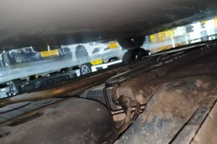 Used Hyundai Elantra 2021 1.5L CVT GLX Elite Edition Left Side Sill