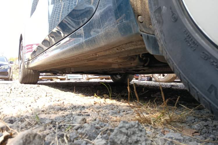 Used Hyundai Elantra 2021 1.5L CVT LUX Prestige Edition Left Side Sill