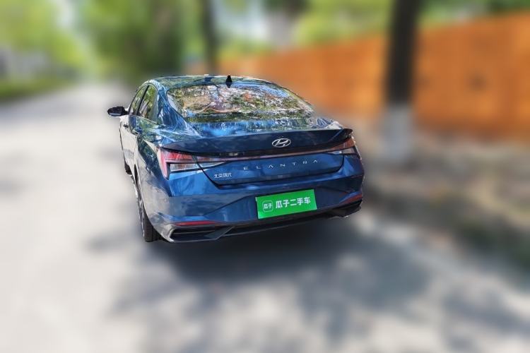 Used Hyundai Elantra 2021 1.5L CVT GLX Elite Edition Rear Left 45 Deg