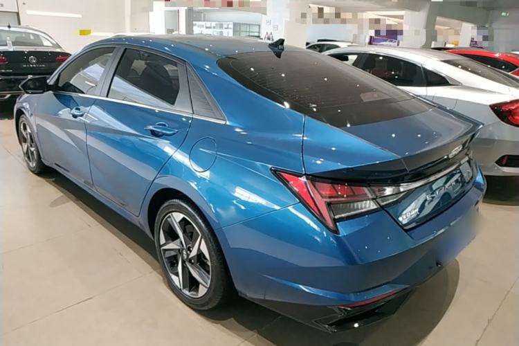Used Hyundai Elantra 2021 1.5L CVT LUX Prestige Edition Rear Left 45 Deg