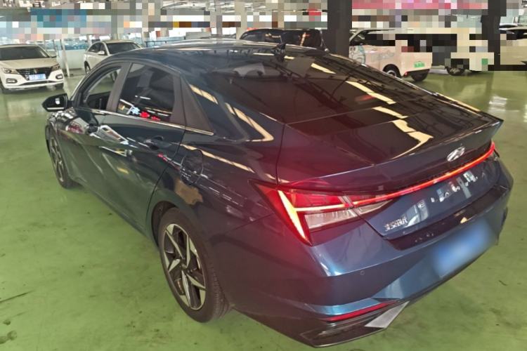 Used Hyundai Elantra 2021 1.5L CVT LUX Prestige Edition Rear Left 45 Deg