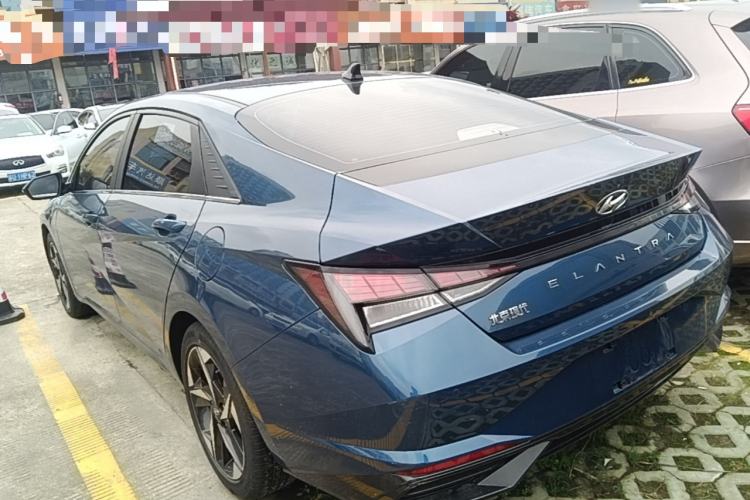 Used Hyundai Elantra 2021 1.5L CVT GLX Elite Edition Rear Left 45 Deg