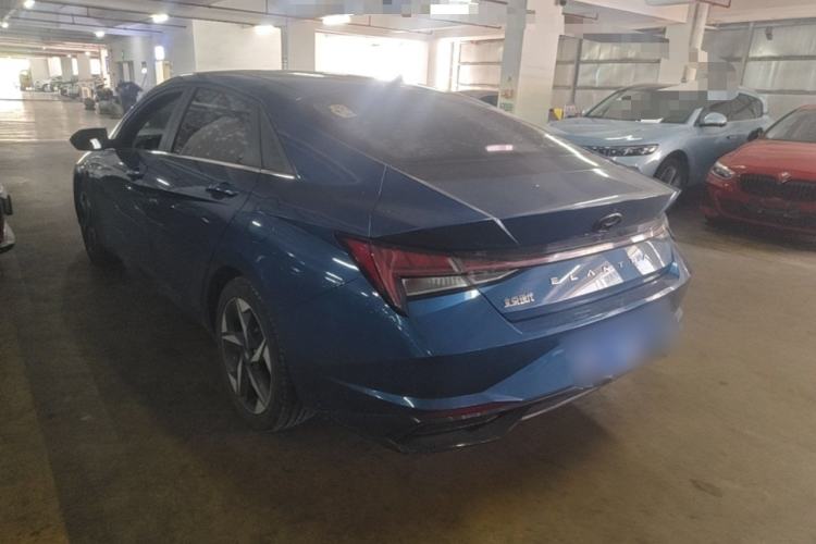 Used Hyundai Elantra 2021 1.5L CVT LUX Prestige Edition Rear Left 45 Deg