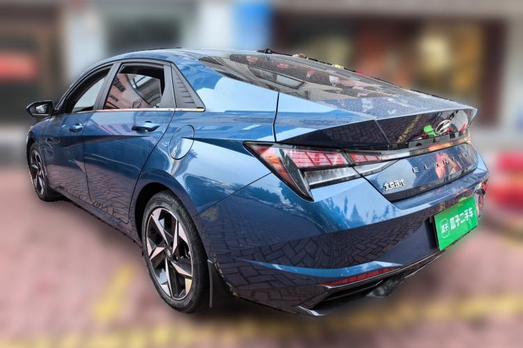 Used Hyundai Elantra 2021 1.5L CVT GLX Elite Edition Rear Left 45 Deg