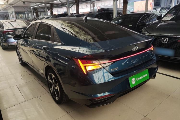 Used Hyundai Elantra 2021 1.5L CVT LUX Prestige Edition Rear Left 45 Deg