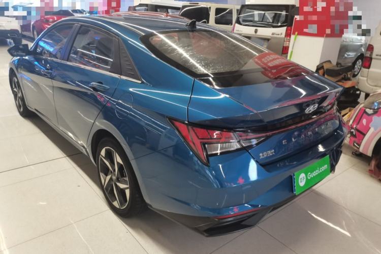 Used Hyundai Elantra 2021 1.5L CVT LUX Prestige Edition Rear Left 45 Deg