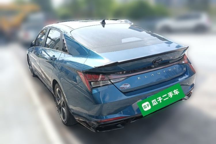 Used Hyundai Elantra 2021 1.5L CVT LUX Prestige Edition Rear Left 45 Deg