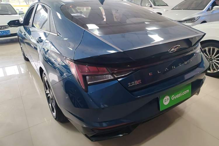 Used Hyundai Elantra 2021 1.5L CVT LUX Prestige Edition Rear Left 45 Deg