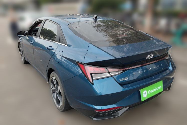 Used Hyundai Elantra 2021 1.5L CVT LUX Prestige Edition Rear Left 45 Deg