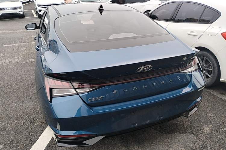 Used Hyundai Elantra 2021 1.5L CVT TOP Flagship Edition Rear