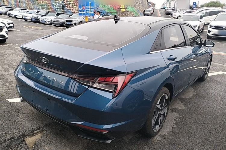 Used Hyundai Elantra 2021 1.5L CVT TOP Flagship Edition Rear Right 45 Deg