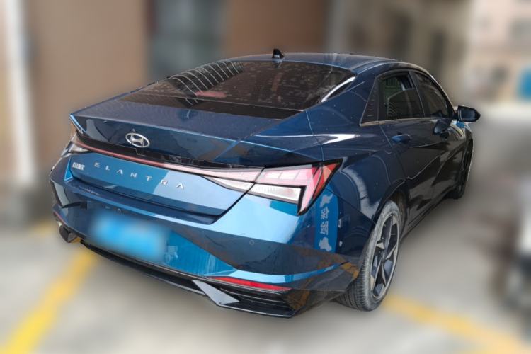Used Hyundai Elantra 2021 1.5L CVT GLX Elite Edition Rear Right 45 Deg