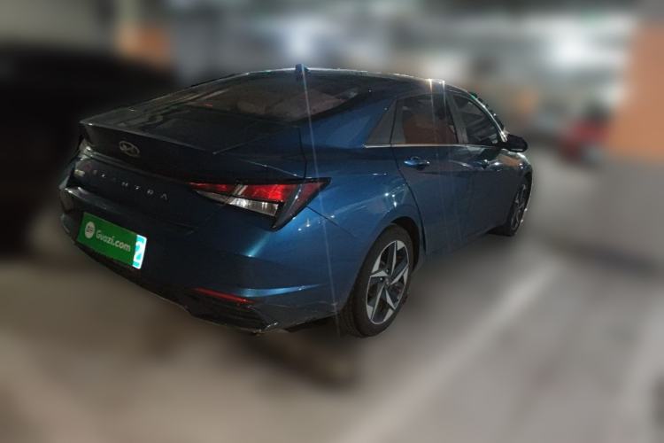 Used Hyundai Elantra 2021 1.5L CVT GLX Elite Edition Rear Right 45 Deg