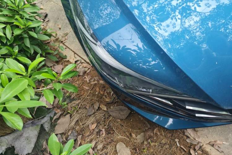 Used Hyundai Elantra 2021 1.5L CVT GLX Elite Edition Right Front Headlight