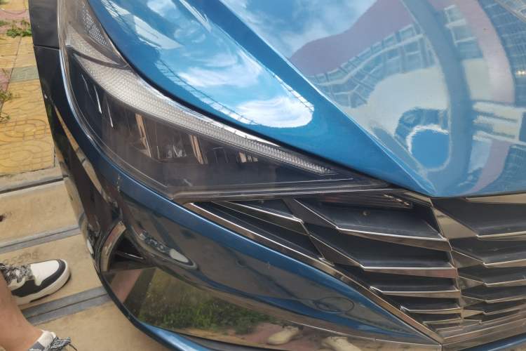 Used Hyundai Elantra 2021 1.5L CVT GLX Elite Edition Right Front Headlight