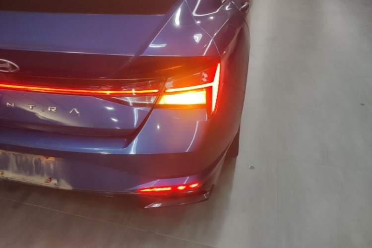 Used Hyundai Elantra 2021 1.5L CVT LUX Prestige Edition Right Rear Taillight