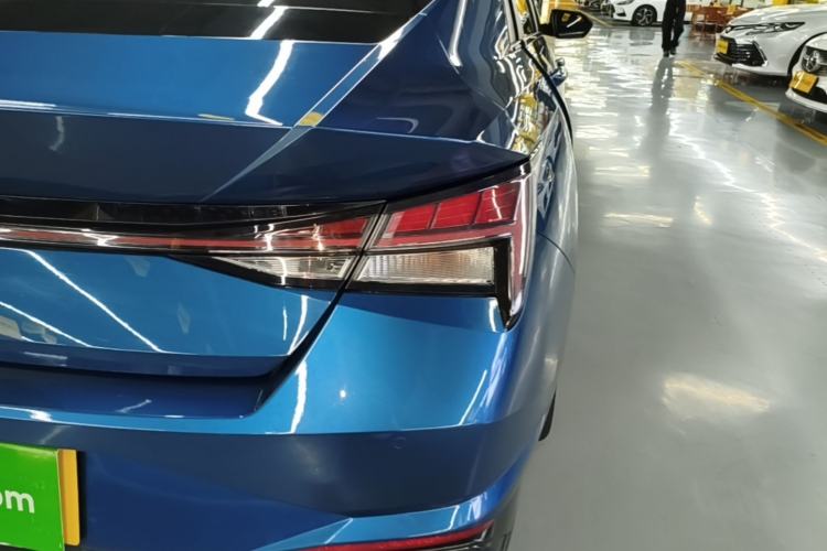 Used Hyundai Elantra 2021 1.5L CVT GLX Elite Edition Right Rear Taillight