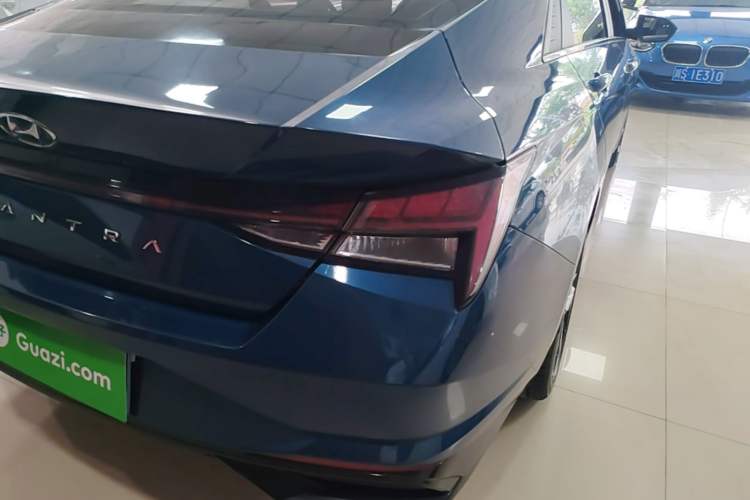 Used Hyundai Elantra 2021 1.5L CVT LUX Prestige Edition Right Rear Taillight