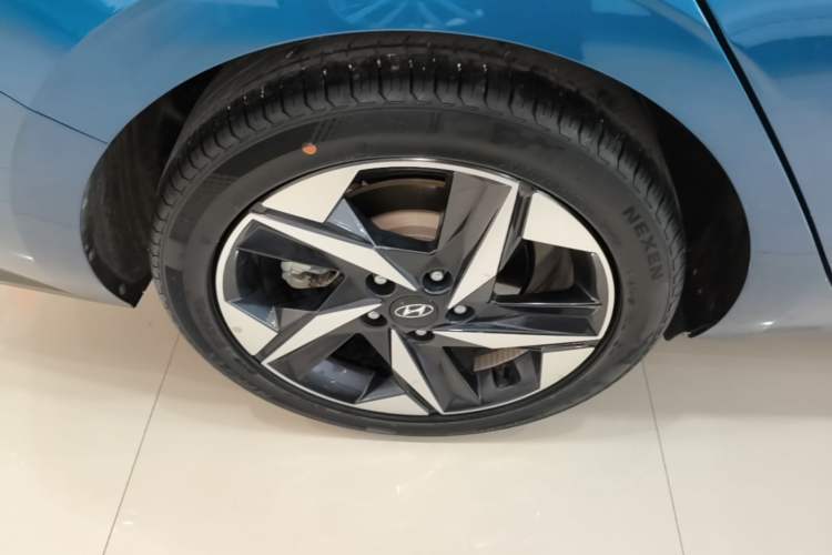Used Hyundai Elantra 2021 1.5L CVT GLX Elite Edition Right Rear Wheel Hub