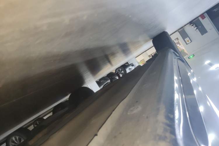 Used Hyundai Elantra 2021 1.5L CVT LUX Prestige Edition Right Side Sill